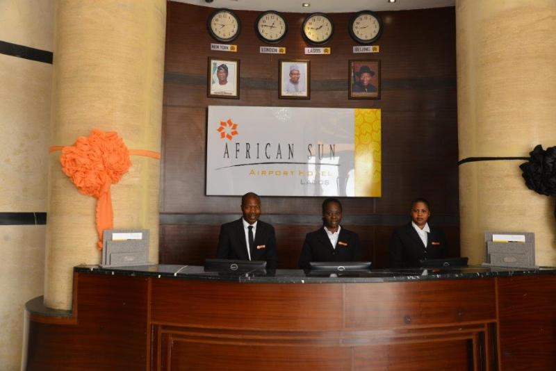 Golden Tulip Essential Lagos Airport Hotel エクステリア 写真