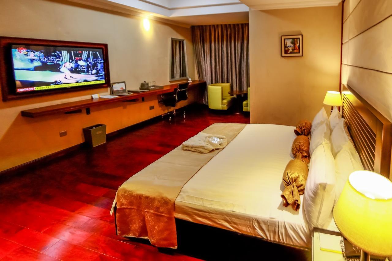 Golden Tulip Essential Lagos Airport Hotel 部屋 写真